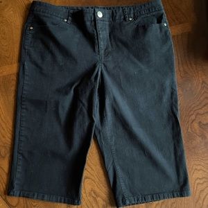 Black Capris, size 14
